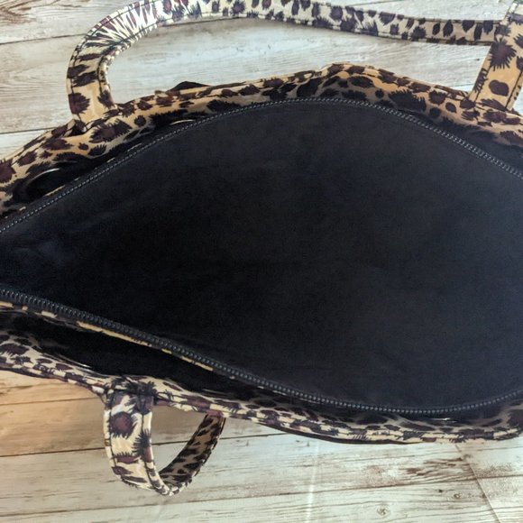 Leopard Print Shoulder Bag - Picture 5 of 7